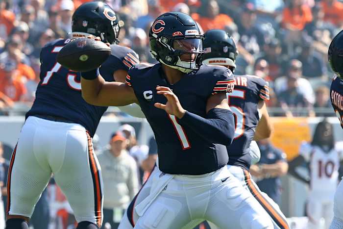 Bears quarterback Justin Fields threw four touchdown passes and a costly interception against the Broncos in Week 4.